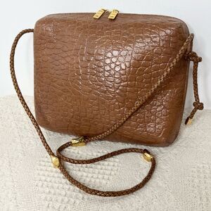 90s Vintage GEM Tan Leather Shoulder Bag Purse Crocodile Embossed